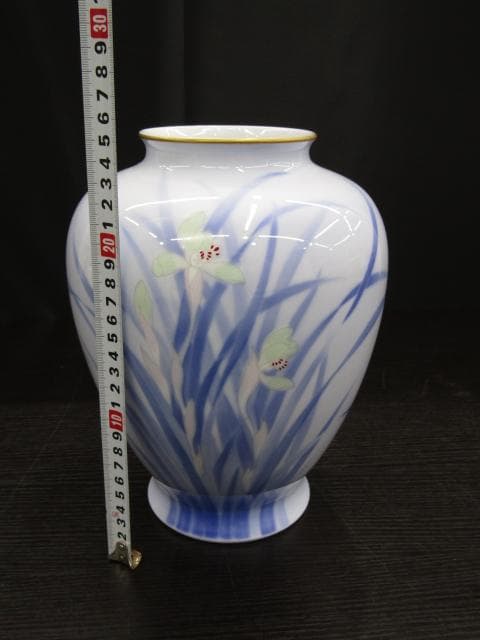 【未使用品】宮内庁御用達 有田焼 深川製磁 官窯染付 花瓶 壺 共箱付