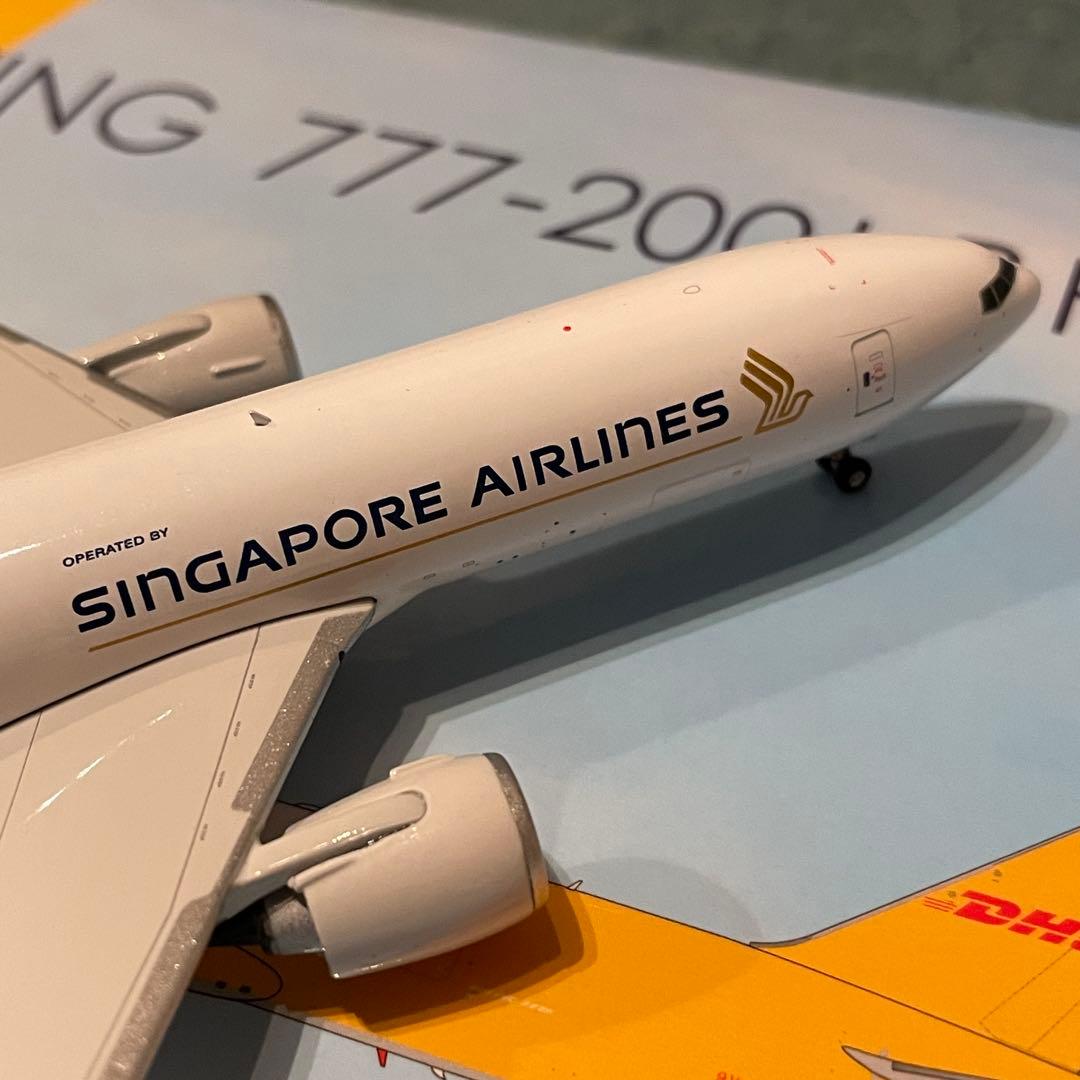 DHL SINGAPORE AIRLINES 777-200LRF シンガポール