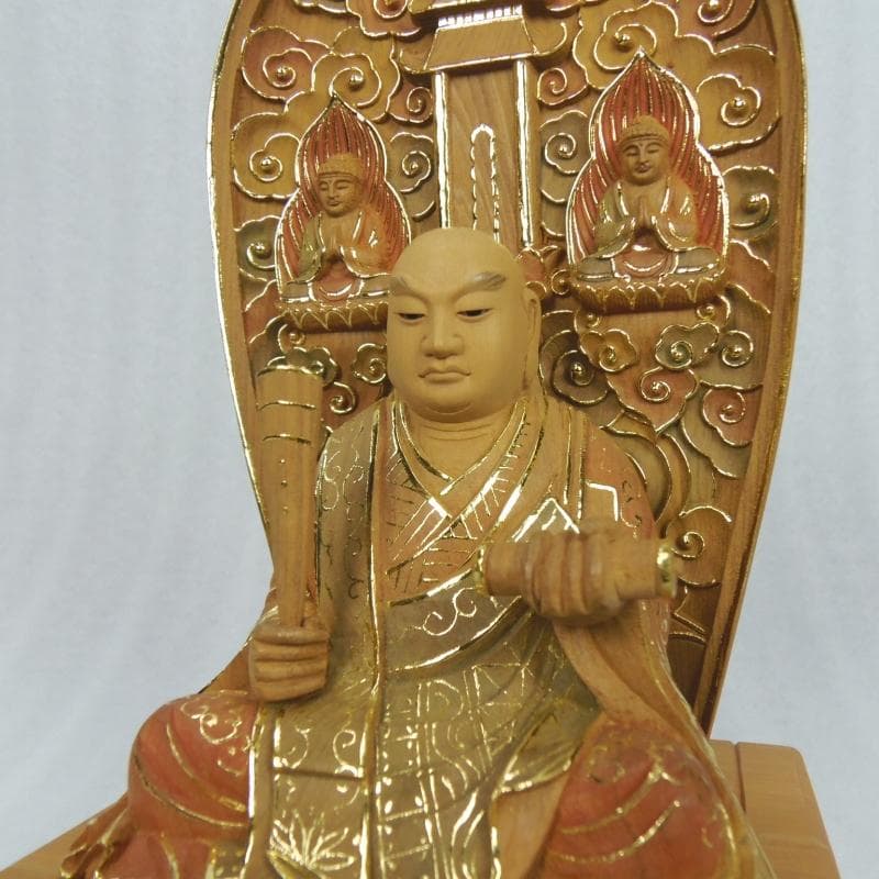 Ｂフライデー仏像★香木材 三宝尊付 日蓮上人(日蓮聖人)像2.5寸★眼入り