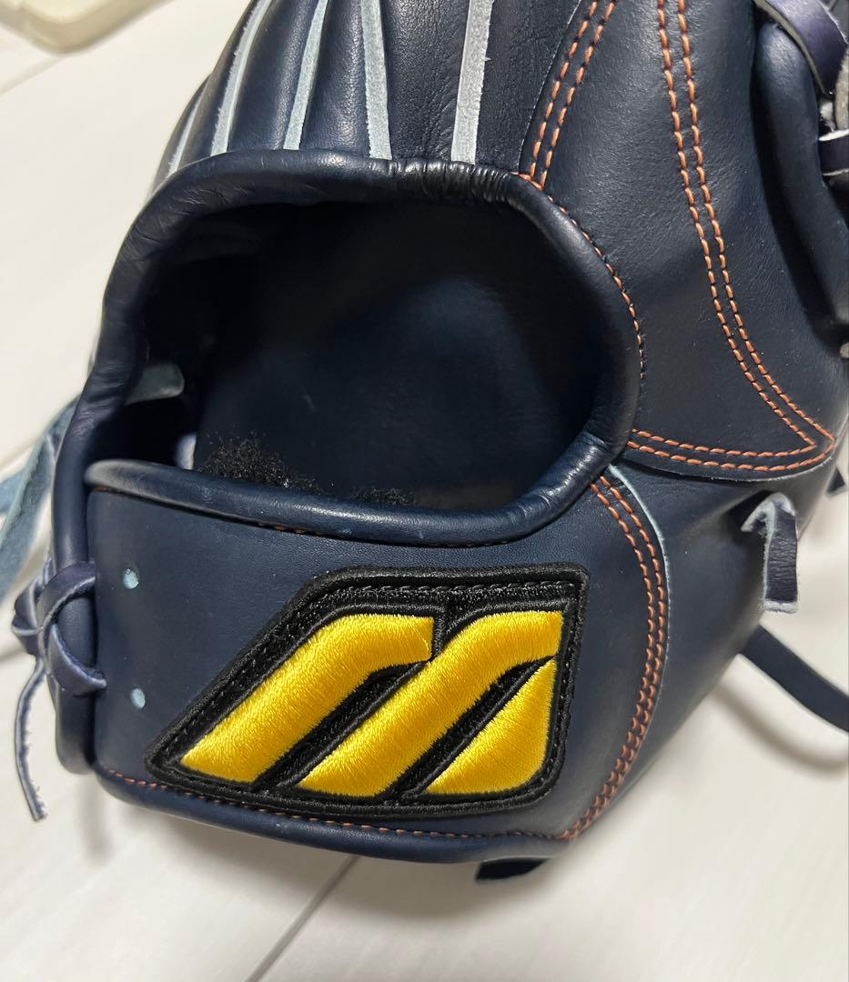 ミズノ直営店限定　ミズノプロ硬式グラブ　復刻版イチローモデル