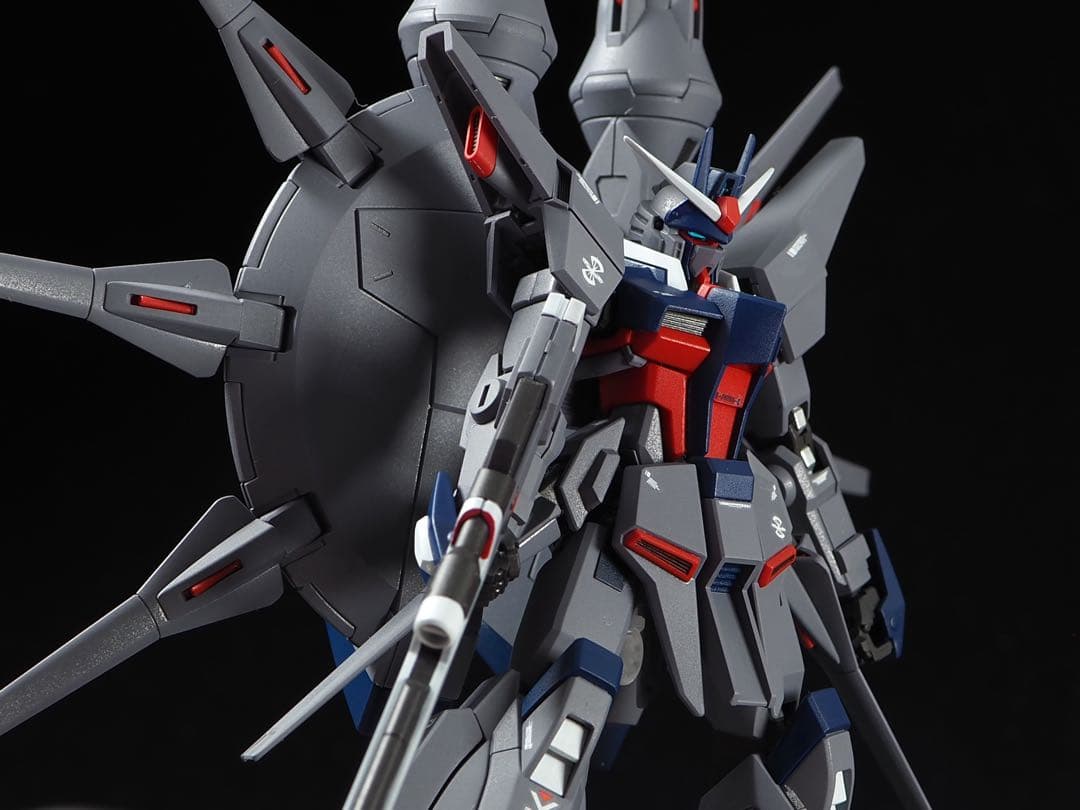 HG レジェンドガンダム 全塗装 完成品　塗り分け　エクスカリバー付き　2