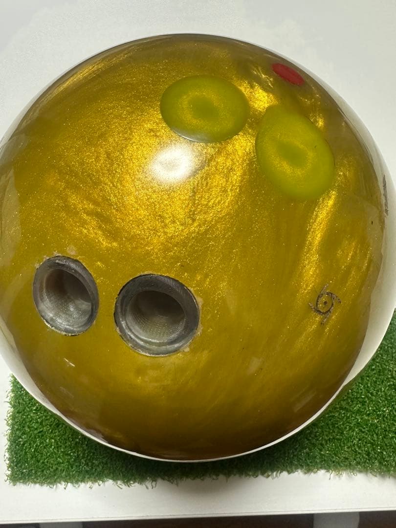 FOREST LOCK ボウリングボール ゴールド