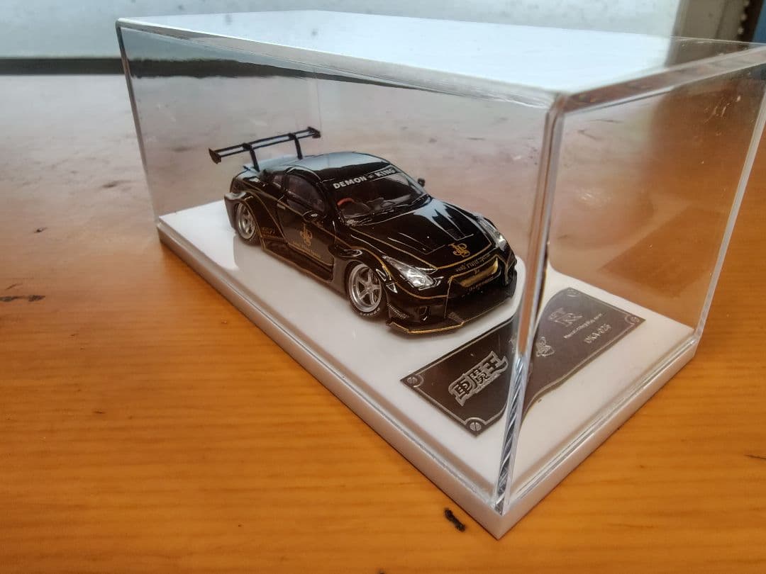 デーモンキング　チェイス 1/64 スカイライン　GT-R35 LBWK