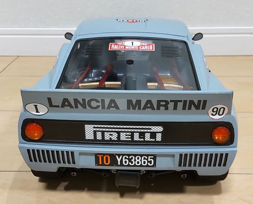 タミヤ　ラジコン　ランチア・ラリー037 予備ボディ（ダート塗装）付セット