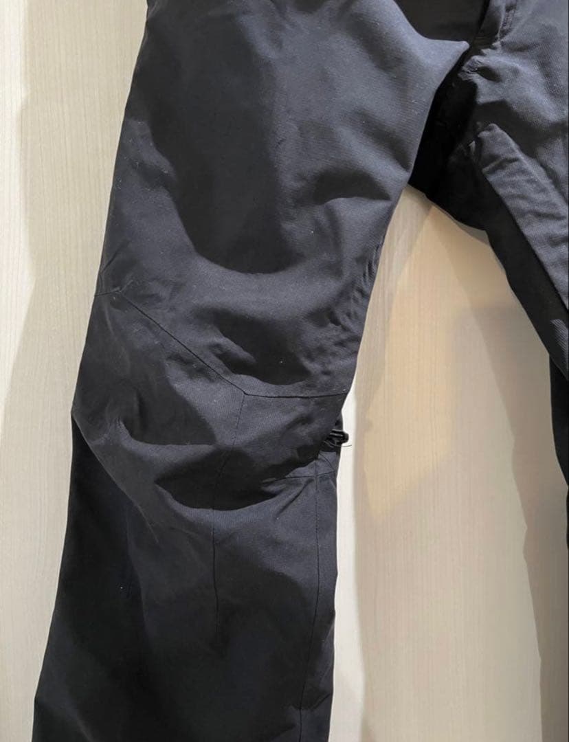 だ*ご様 Barton ak 最高級ライン　スノーボードパンツ　Mサイズ