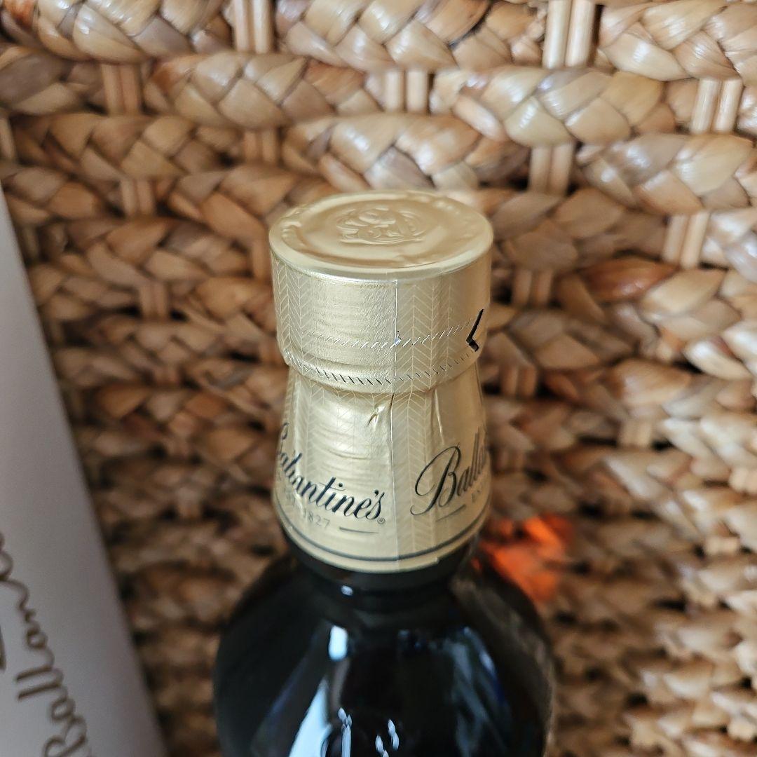 バランタイン21年新品箱付き