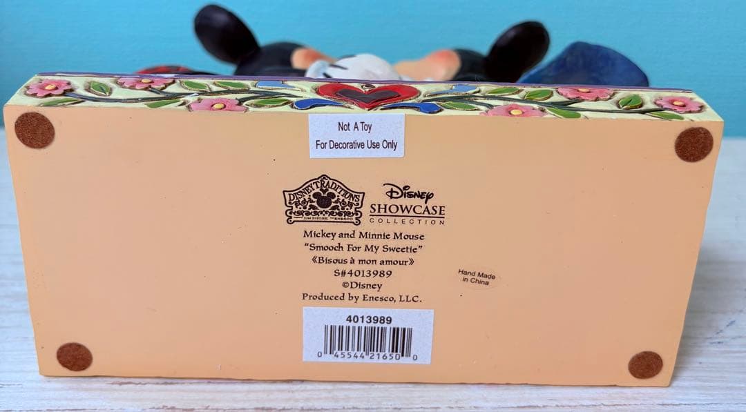 タイムセール中！ミッキー★ミニーラブラブ　ジムショア　置物