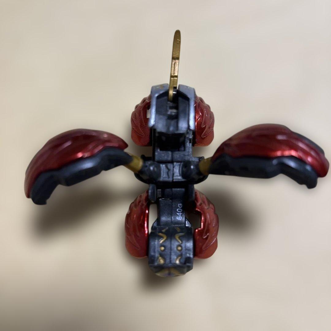 超絶レア　爆丸　統タヴァネル　変異(キメラ)ver.