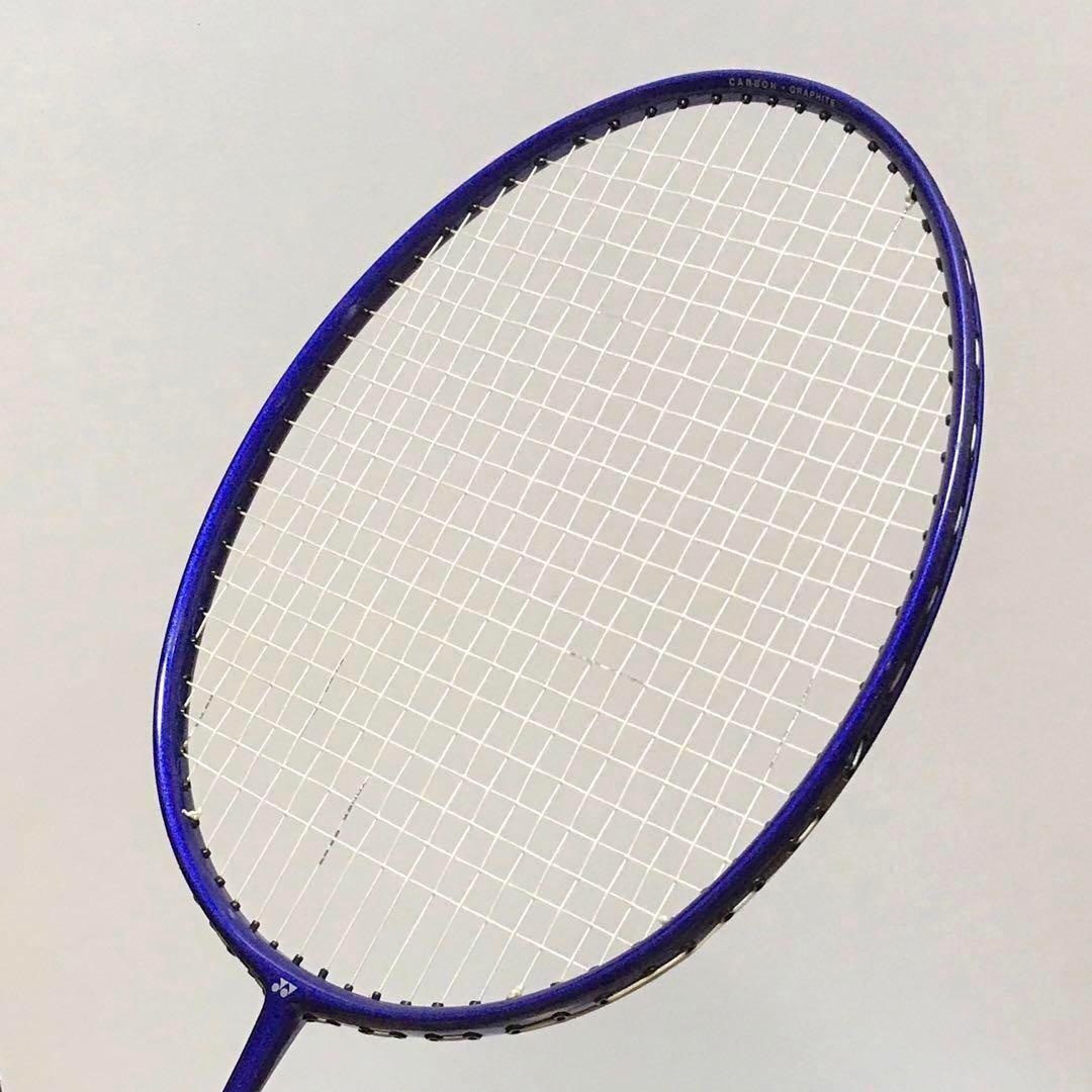 廃盤 YONEX AEROTUS 40 3UG5 バトミントンラケット