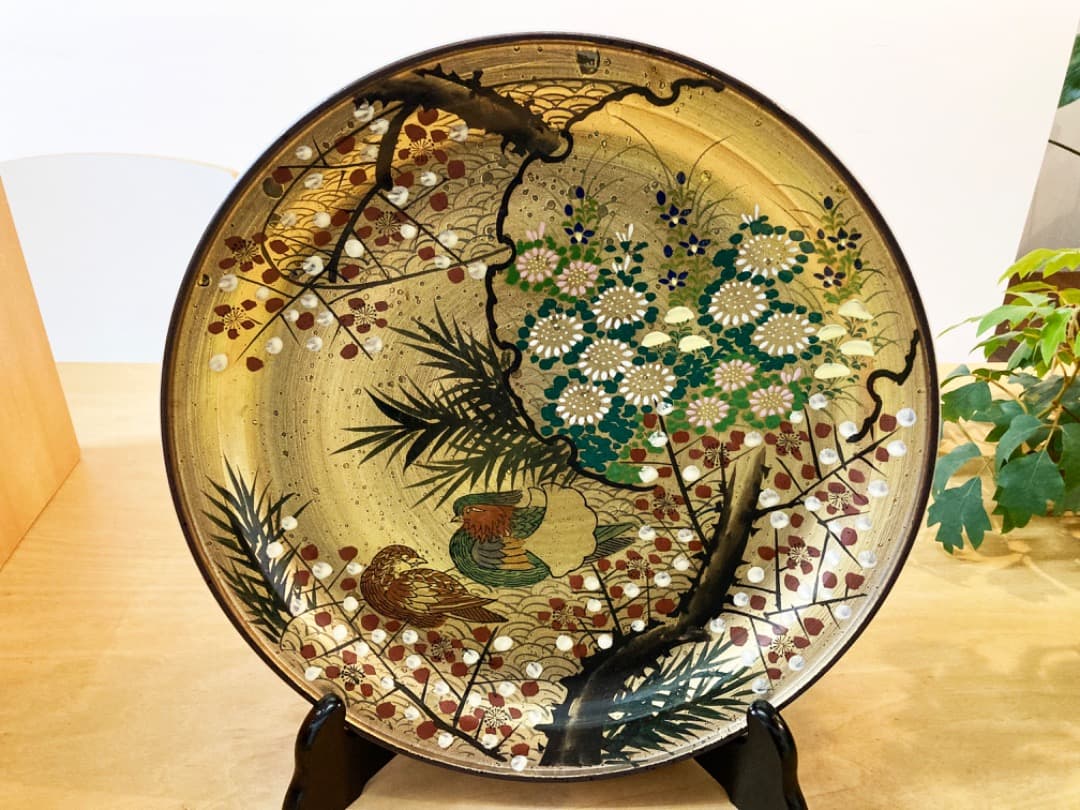 つばさ　飾皿　旭山　九谷焼　金色