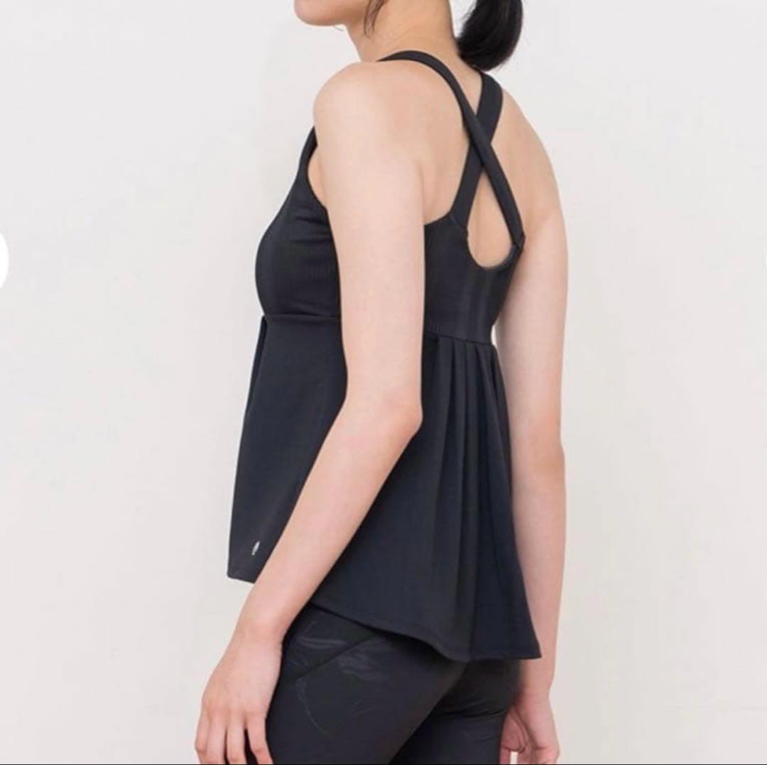 SUKALA トップスMサイズレギンスSサイズ ブラック