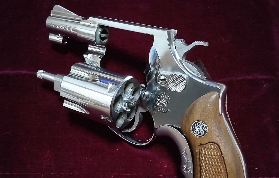 コクサイモデルガンチーフスペシャル 未発火 7日までの出品