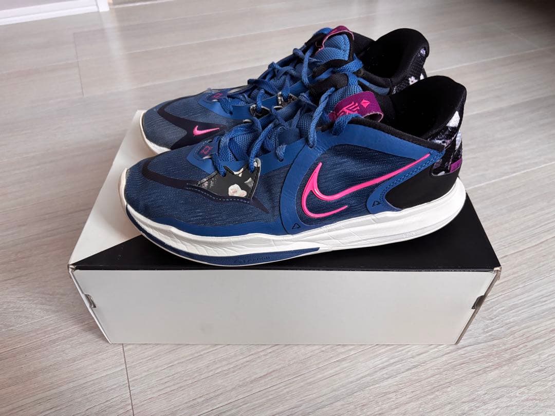 シューズ(男性用) KYRIE LOW 5 EP