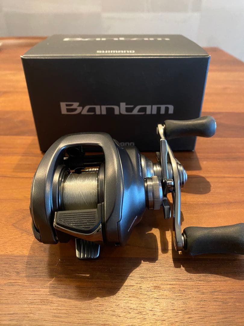シマノ　バンダム　Shimano Bantam ベイトリール 未使用品