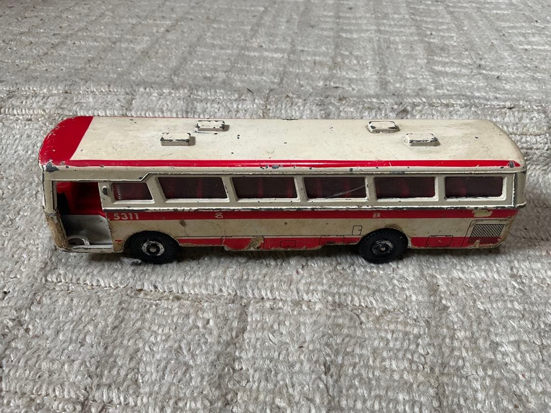 名鉄バス・ミニカー。［三菱ふそうバス］ヨネザワ・ダイヤペット。【ドアが取れてます