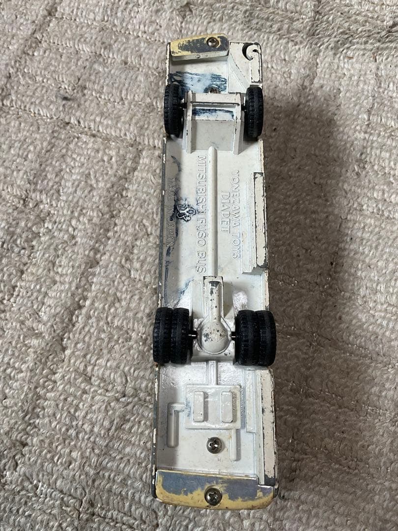 名鉄バス・ミニカー。［三菱ふそうバス］ヨネザワ・ダイヤペット。【ドアが取れてます