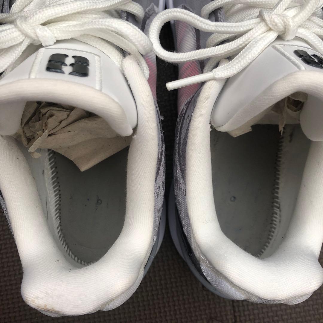 ナイキ　サブリナ2