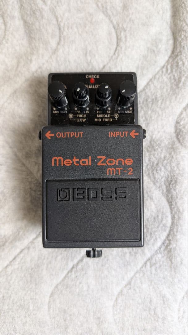 BOSS l Zone MT-2 ギターエフェクター