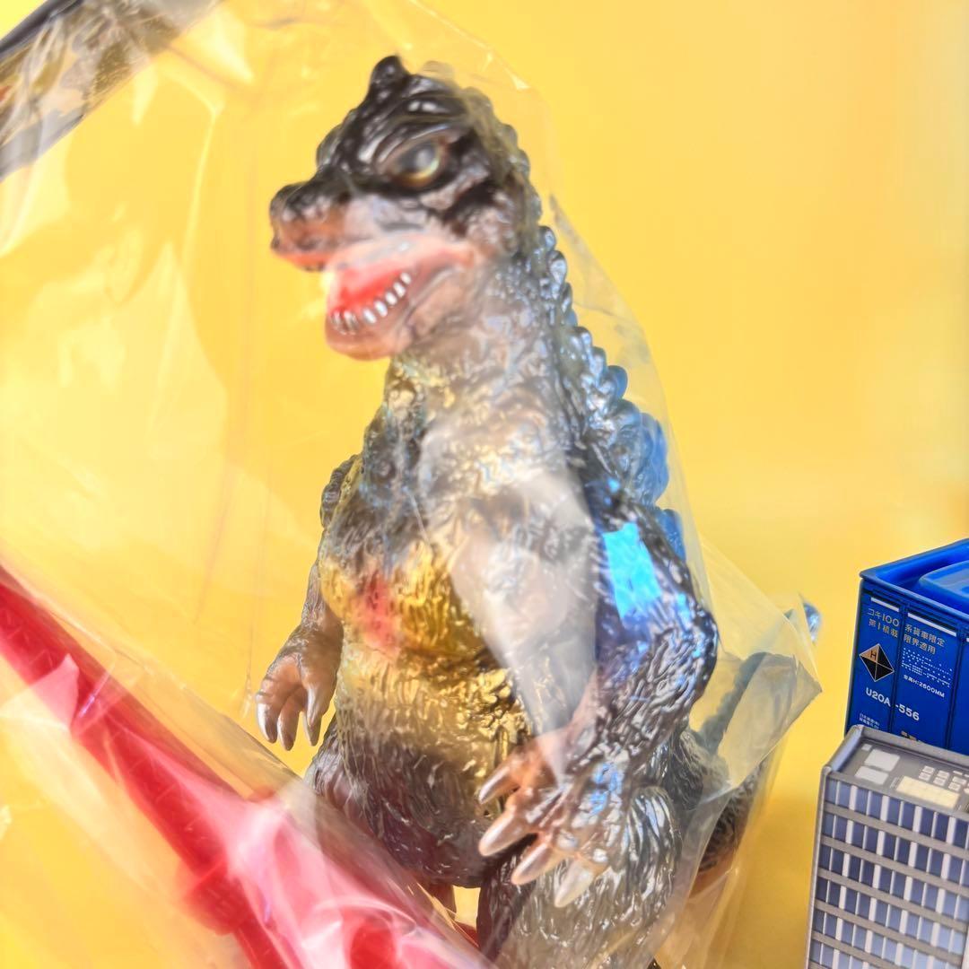 ブルマァク ゴジラ 50 ガンメタ 東京タワー と ブルマァク アクリル板付