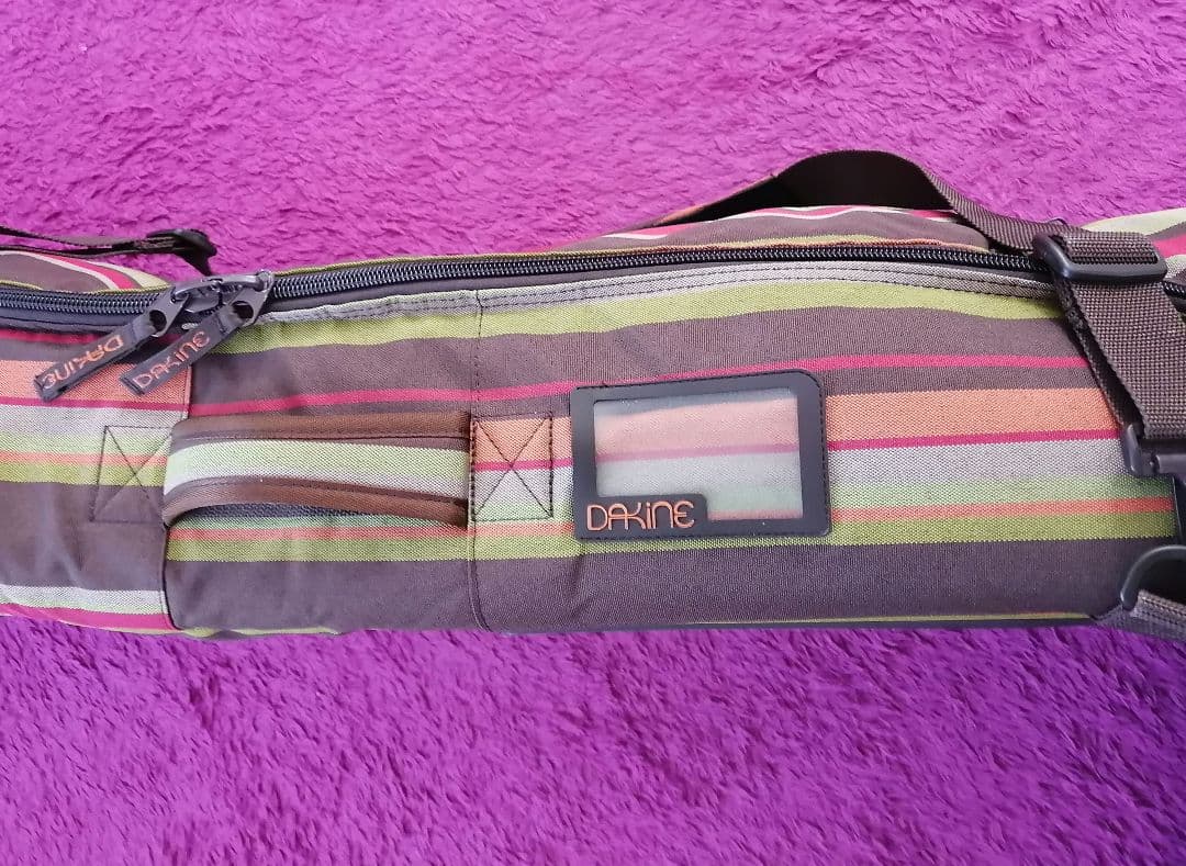 DAKINE オールインワン キャスター付 スノーボード ローラー ボードケース