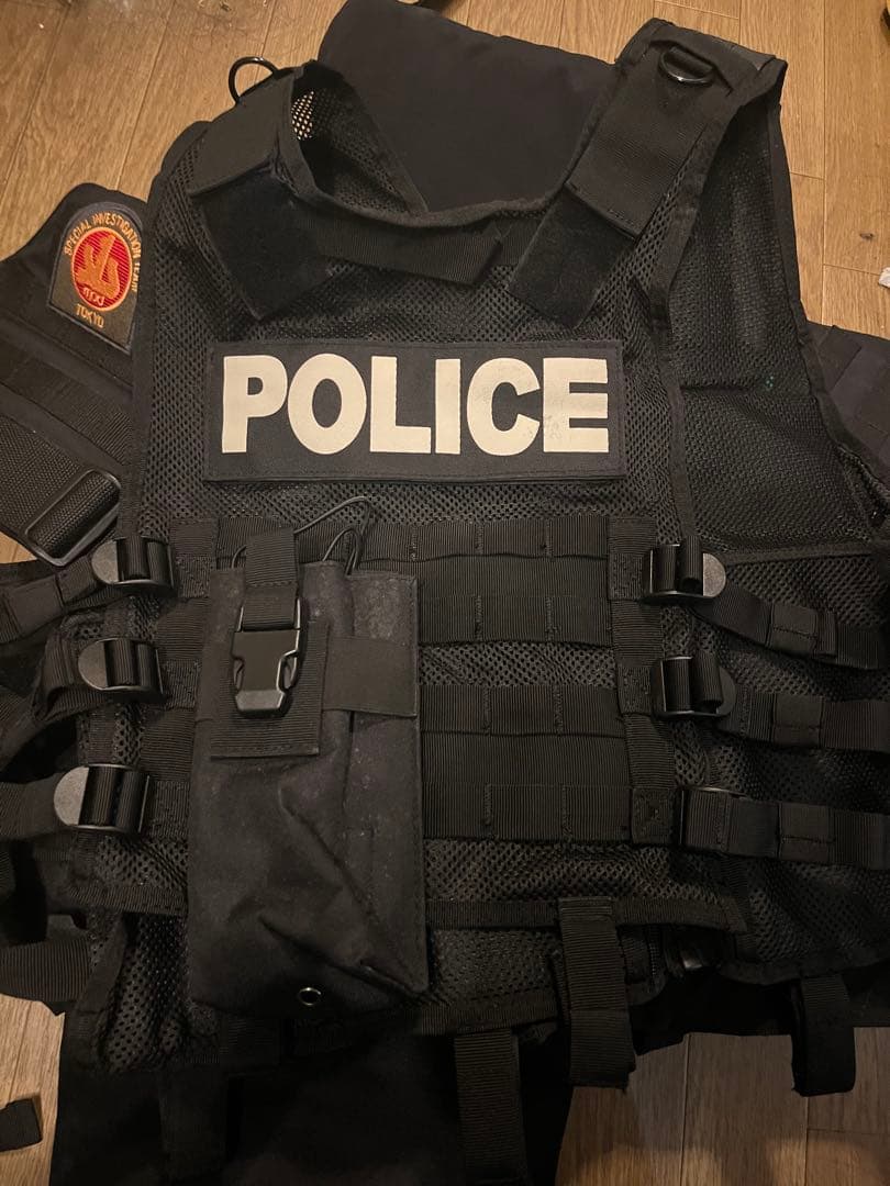 タクティカルベスト＆ボディアーマー ブラック POLICE 捜査一課SIT風