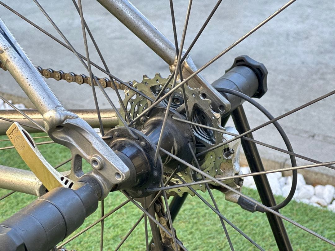 TREK 7.3FX クロスバイク（Deore/LX搭載・直接引取限定）