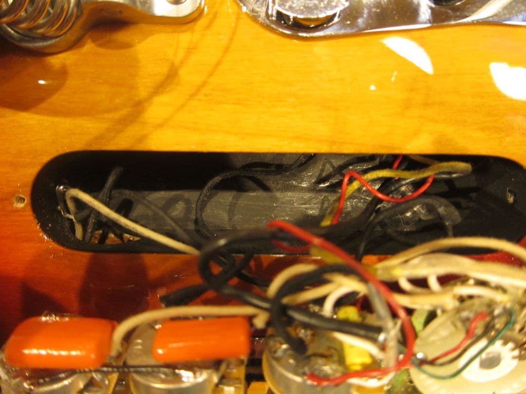 カスタムテレキャスター　bigsby装着　FENDER純正ネック　フロントハム