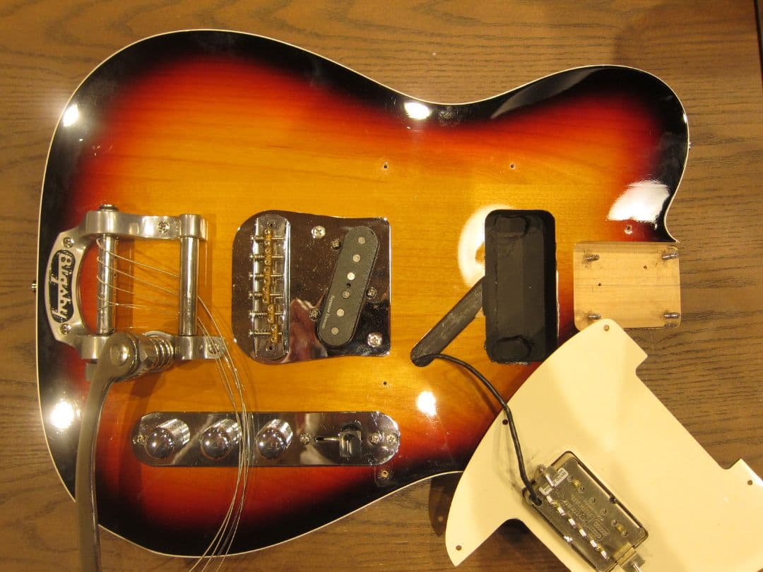 カスタムテレキャスター　bigsby装着　FENDER純正ネック　フロントハム