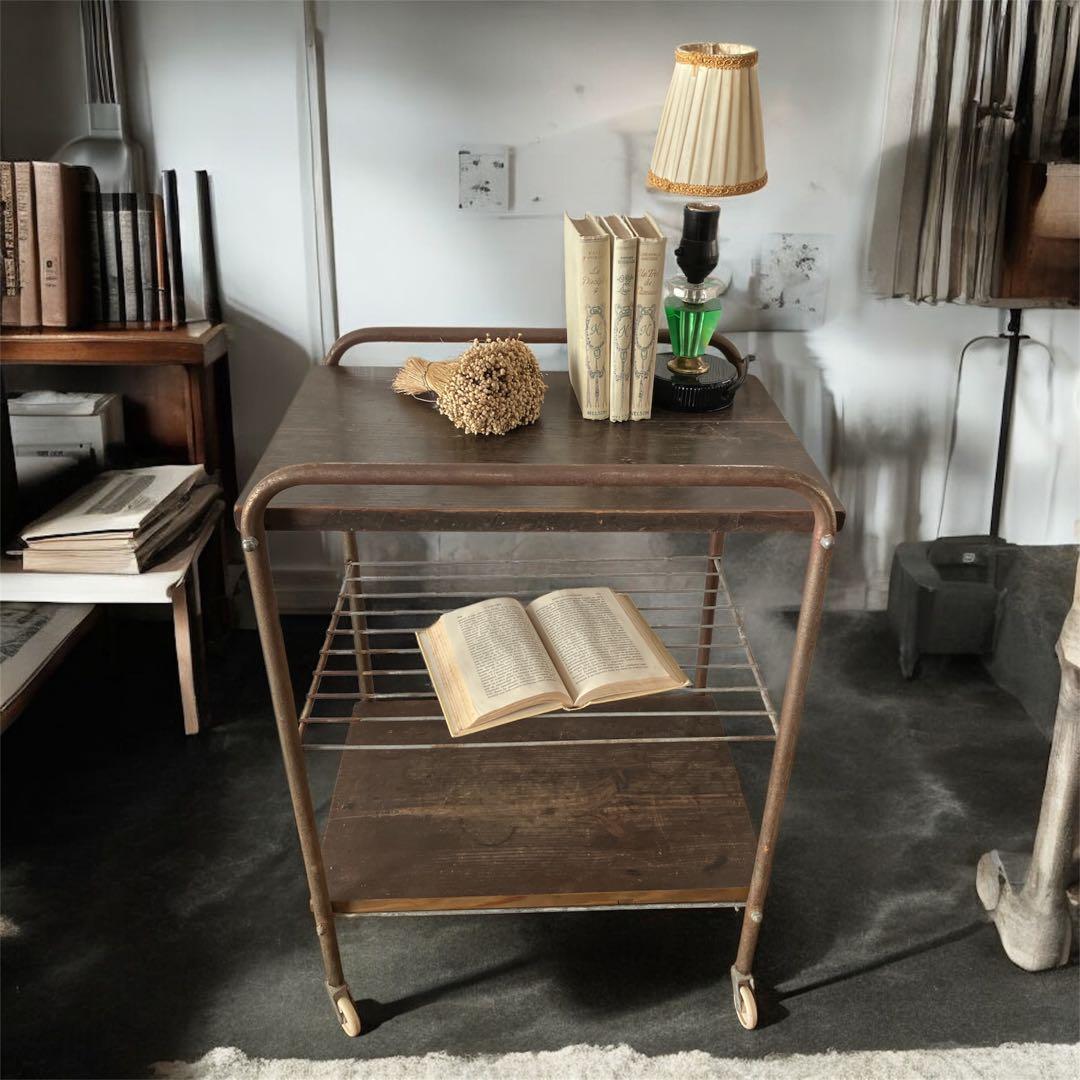 ヴィンテージ　三段　キャスター付き　ワゴン　飾り棚