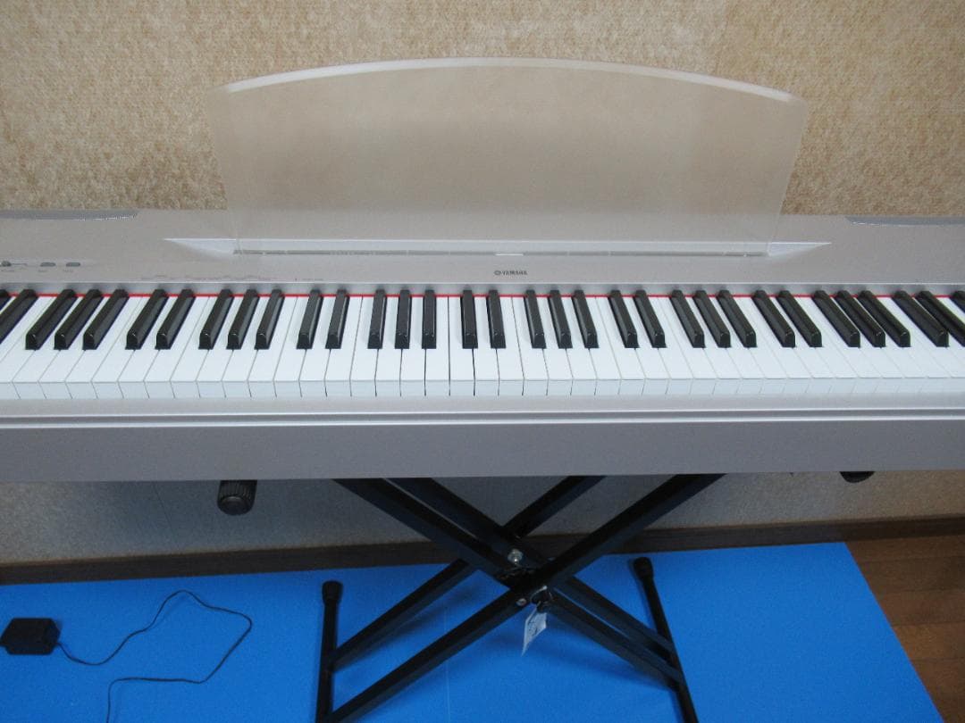 ヤマハ　P-60S　スタンド付き