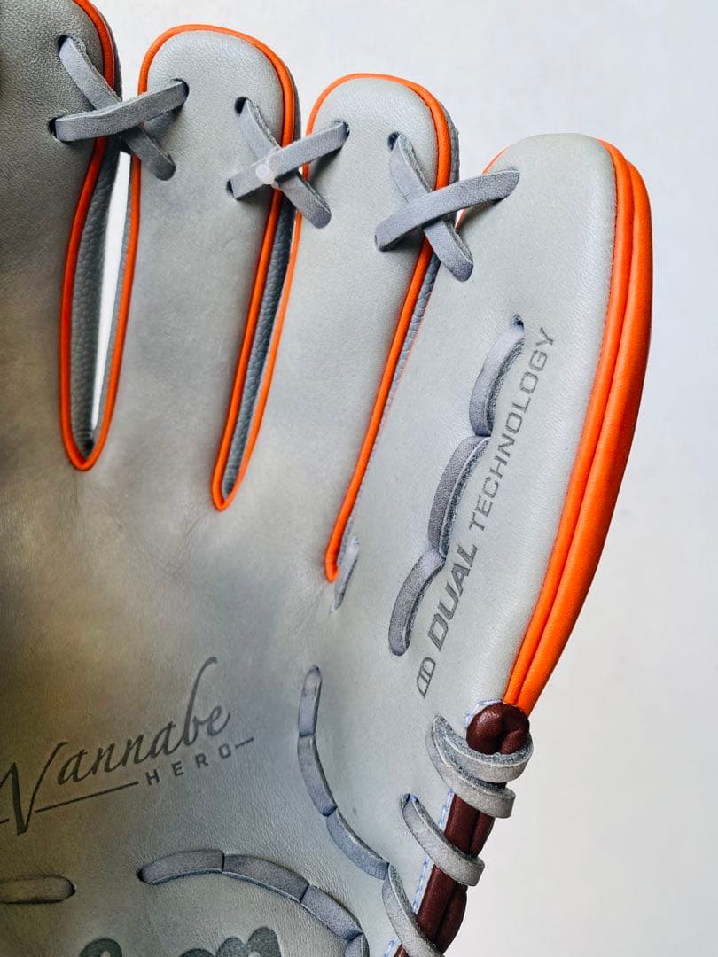 ウィルソン　軟式用グラブ（内野手用）