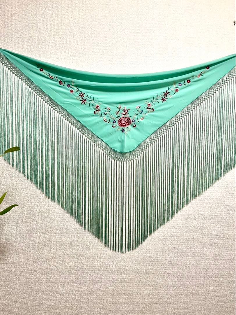 フラメンコ　刺繍シージョ　ミントグリーンxマルチカラー刺繍　ロングフレコ　シルク