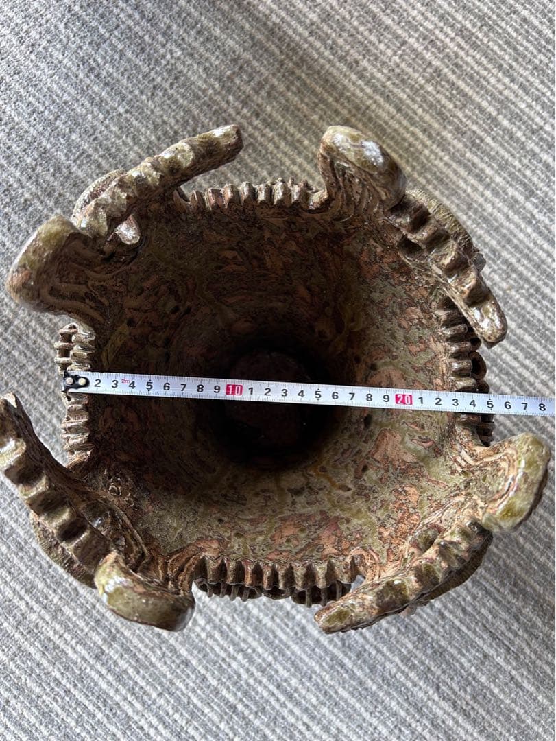 火焔型土器　模造品　レプリカ