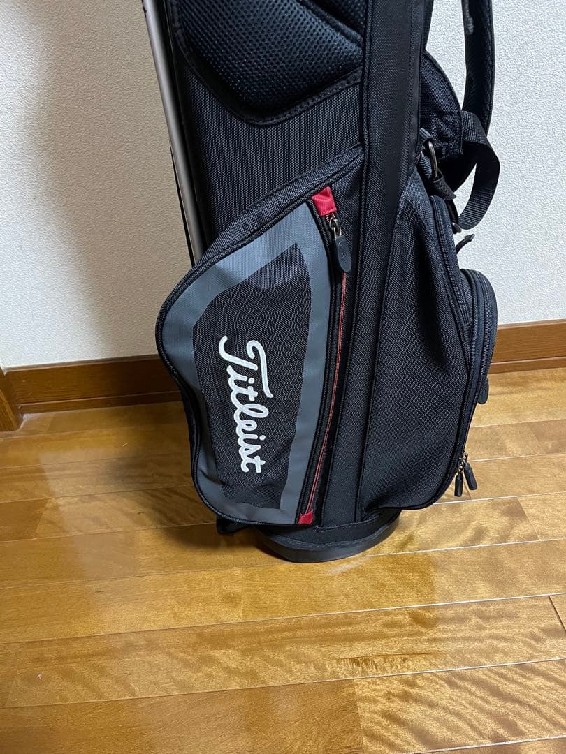 Titleist 折りたたみキャディバッグ ブラック　中古品