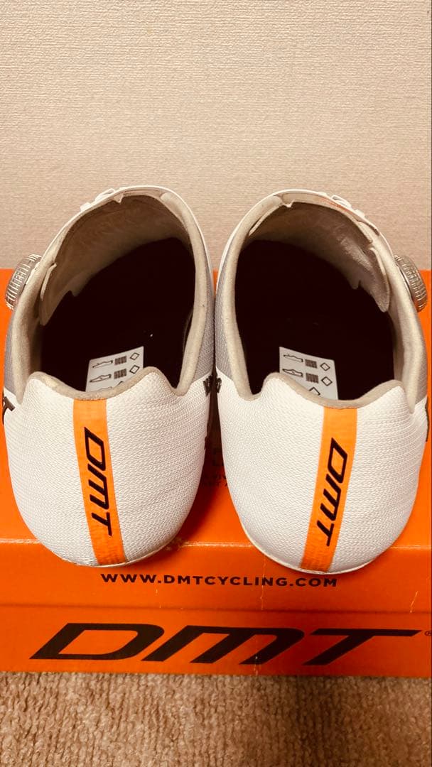 DMT KR0 EVO 44 ホワイトシルバー