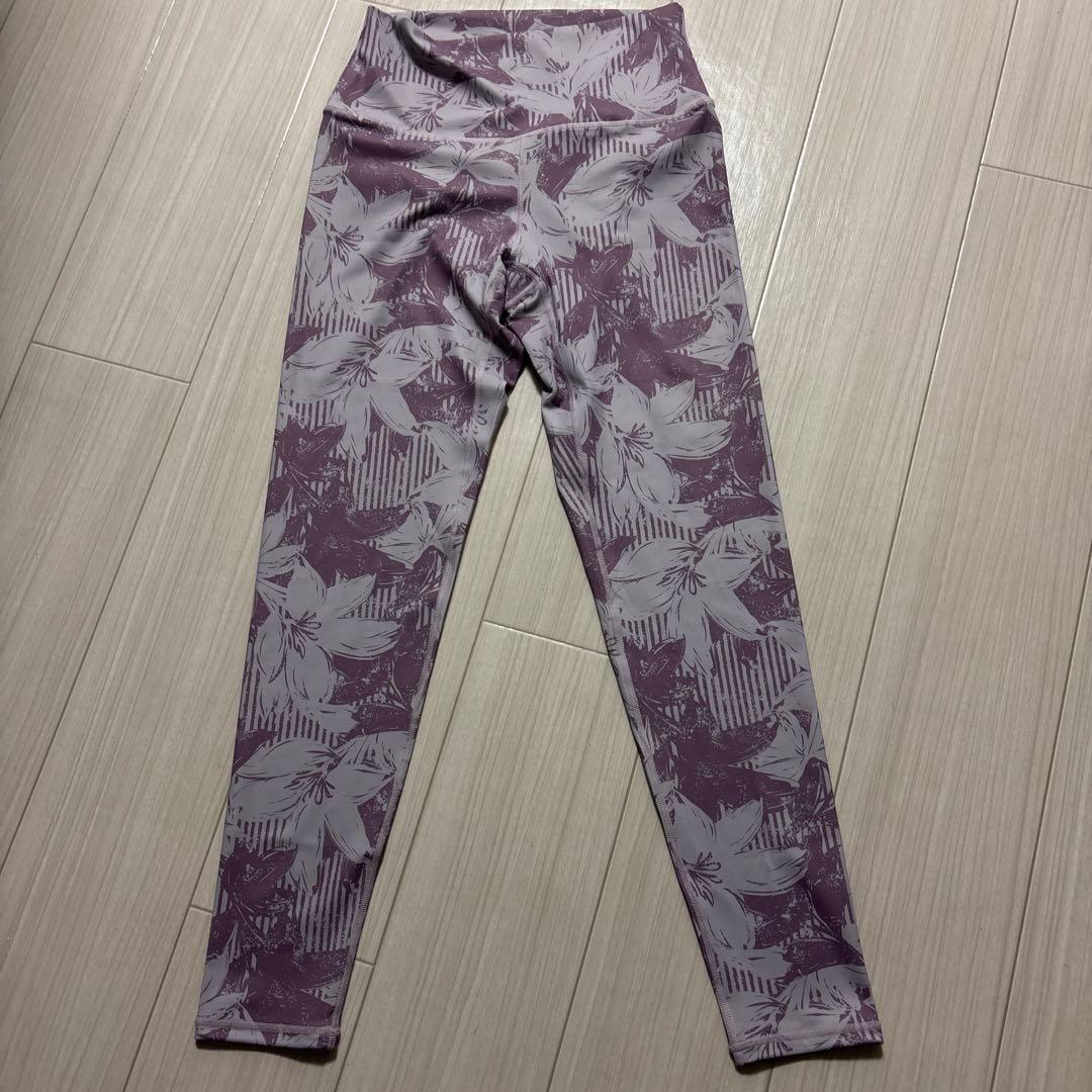 こむぎ(^^)②【新品未使用】スカーラヨガウェア　セットアップ　Ｍサイズ