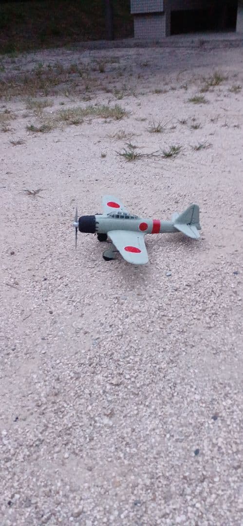 RC戦闘機 零戦52型　VOLANTEX