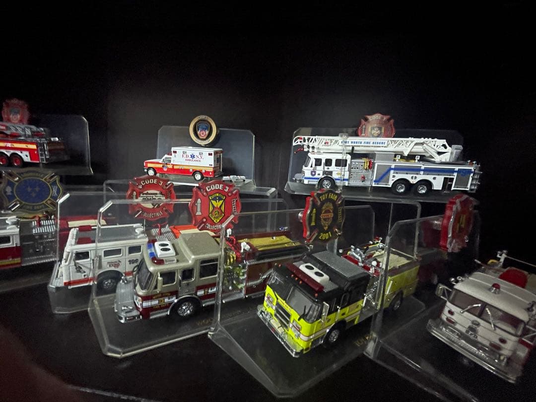 Code3 消防車、ハシゴ車、救急車　11台セット
