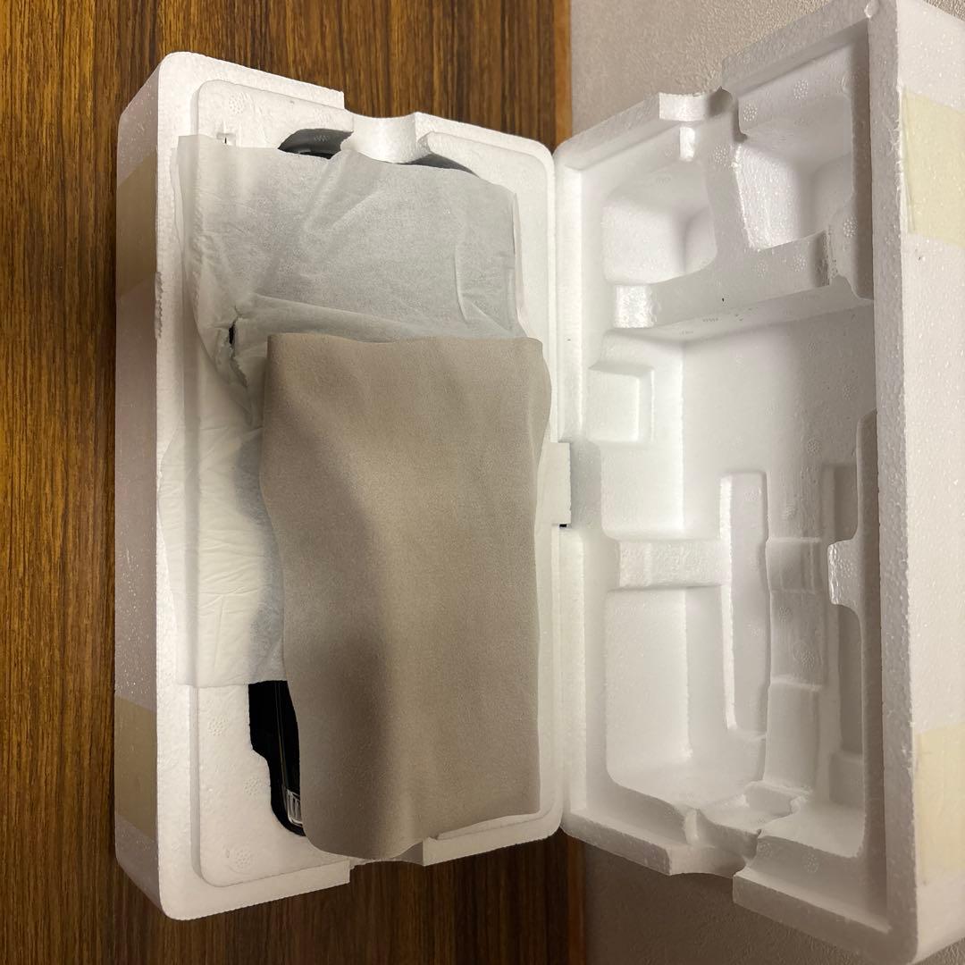 トヨタ ランドクルーザー プラド　1/18 モデルカー　美品