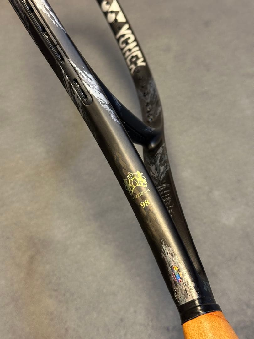 【極美品】YONEX REGNA 98