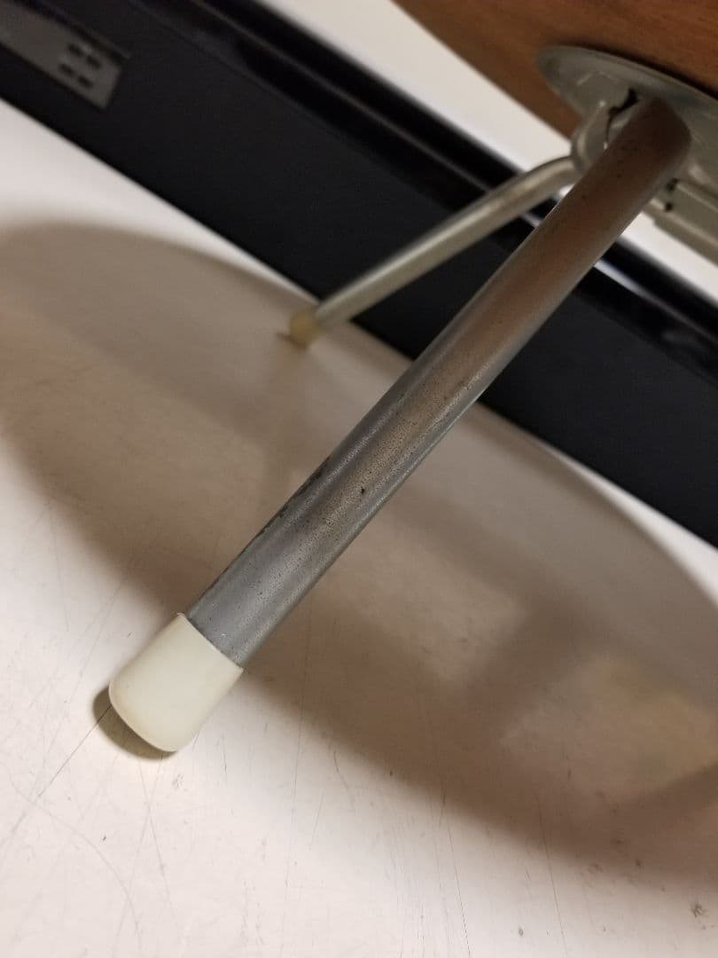 1970's　回転式　スペースエイジ　ポストモダン　オフオワイト　ゴールド　三脚