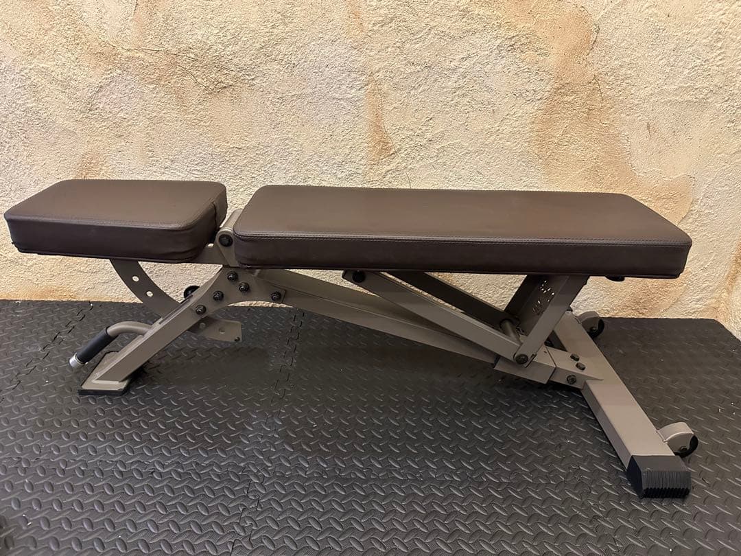 トレーニングベンチ　調整可能　フラット