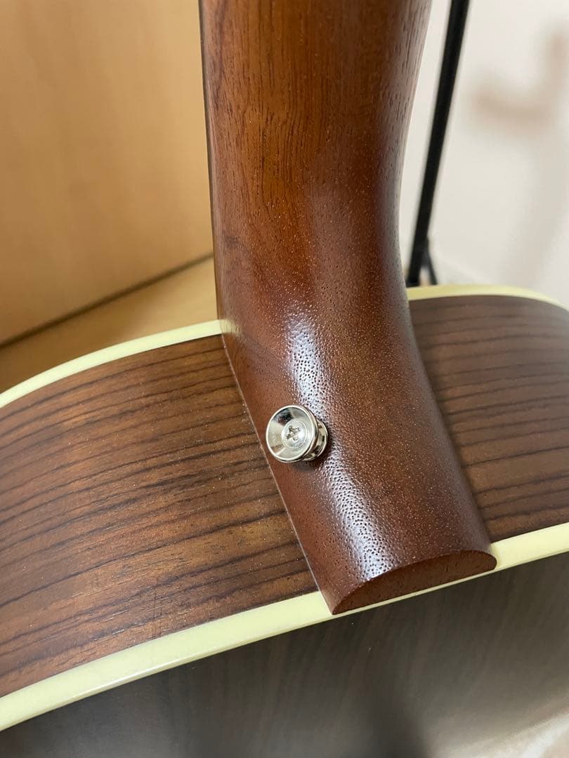 ギブソンJ-45 Studio Satin Rosewood （ハードケース付）