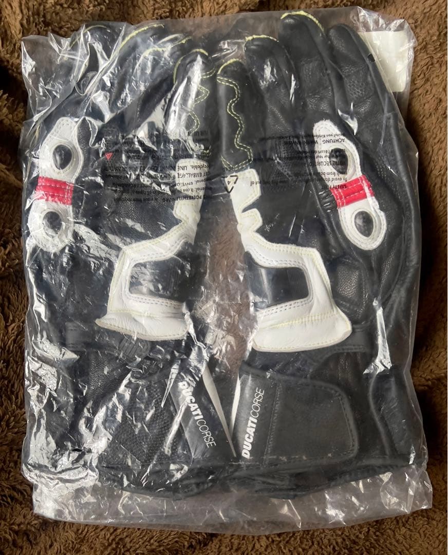 レーシンググローブ DUCATI