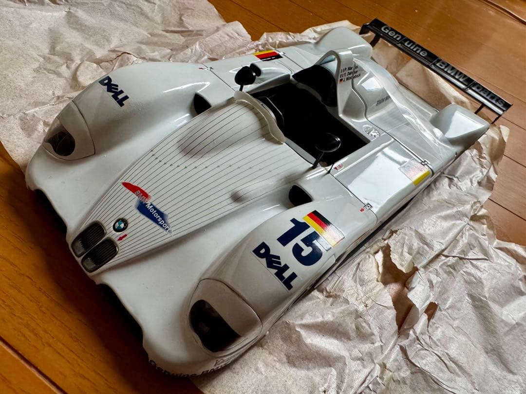 京商 1/18  V12 LMR 1991年ル・マン優勝車 エンジン付き