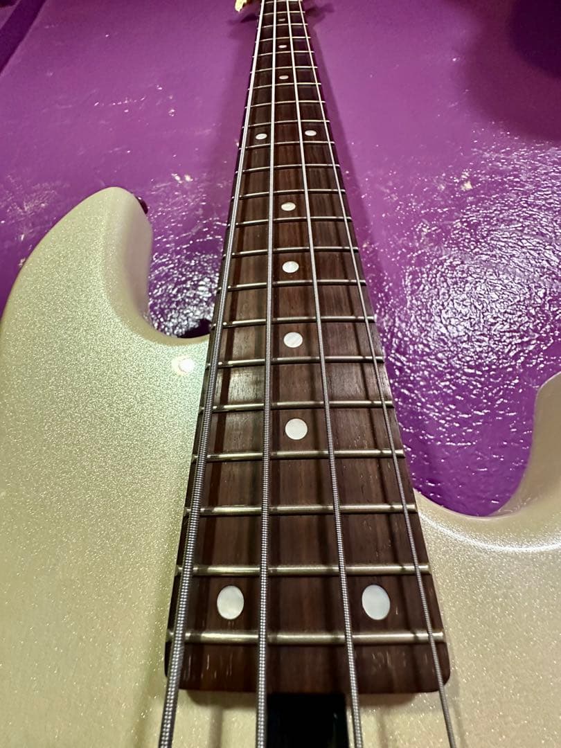 YAMAHA BB-G4S Pearl  White ベース