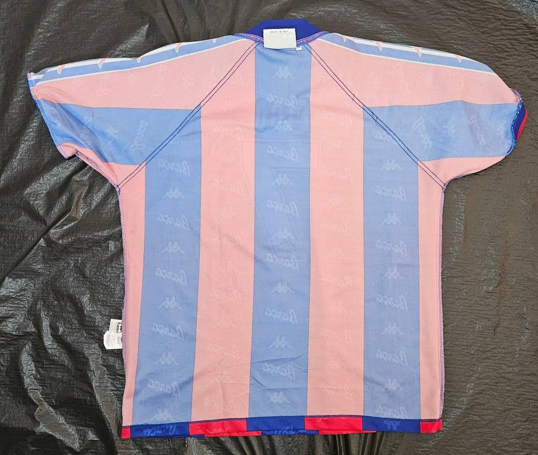 サッカー　希少　ユニフォーム　加入初年度　バルセロナ　フィーゴ