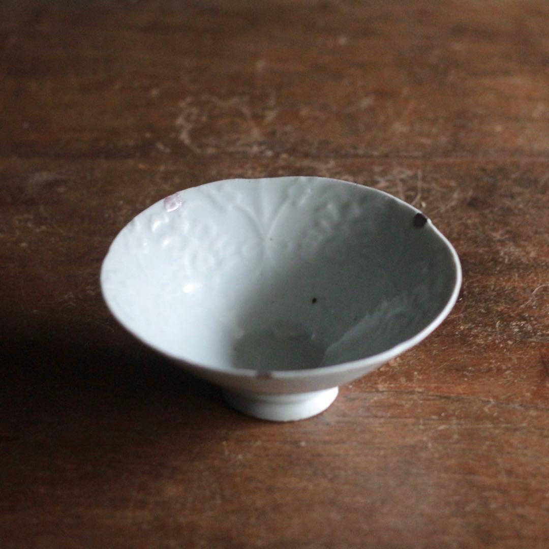 古伊万里 白磁 陽刻 茶碗 茶道具 古美術 古道具 アンティーク