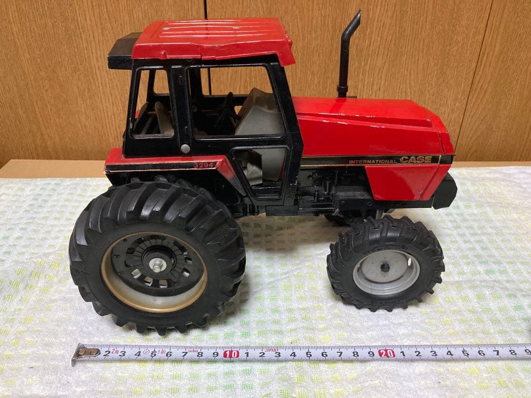 ERTL CASE インターナショナル　トラクター　3294