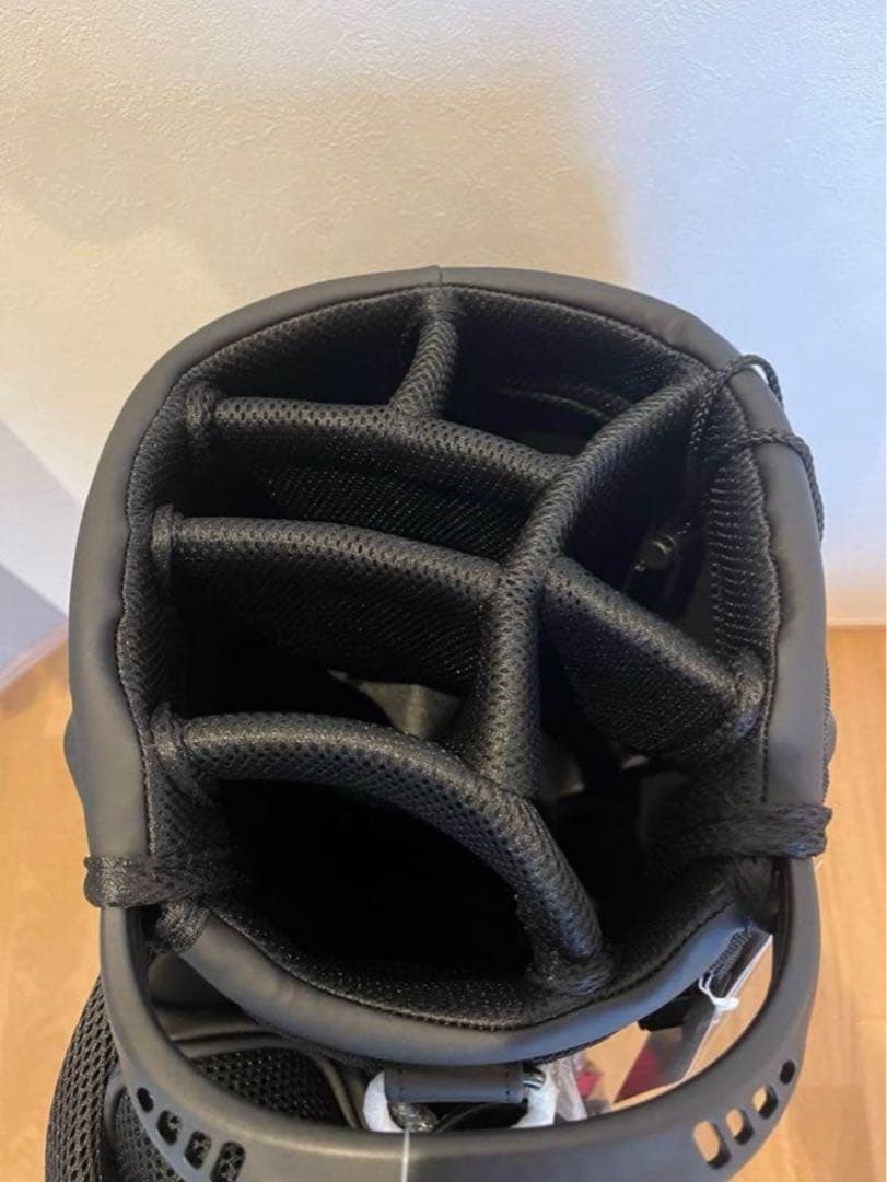 ニューバランス 新品未使用9.5型 New Balance ブラック3.8kg